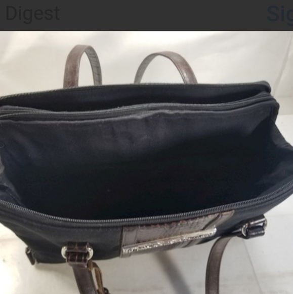 BRIGHTON GUC LRG Heart MESSENGER BAG - Picture 7 of 8